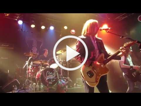 PETTY & THE HEARTSHAKERS