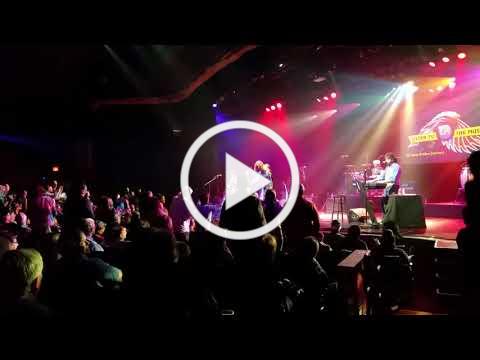 Listen to the music The Doobie Brothers experience live 2018